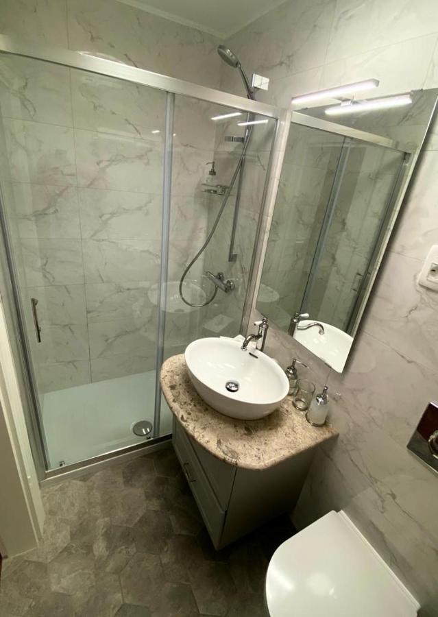 Ars Longa Apartments Lubiana Esterno foto